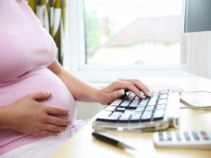 Неработающие женщины не оформляют отпуск по беременности и не имеет права на декретные или пособия по уходу