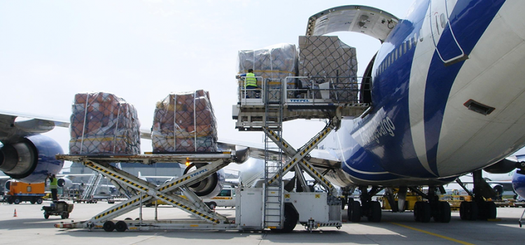 Перевозка опасных грузов воздушным транспортом в РФ